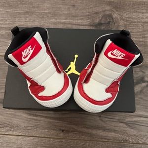 Air Jordan 1 Crib Bootie Chicago